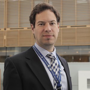 Dr. Guillaume Martel