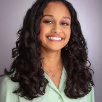 KuhuTrivedi_Headshot