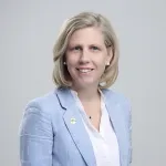 Rebecca Auer